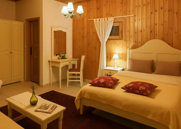 Aithra Boutique Tsivlos